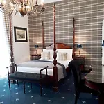 Boutique Windsor - The Charming