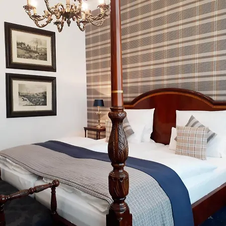 Boutique Windsor - The Charming