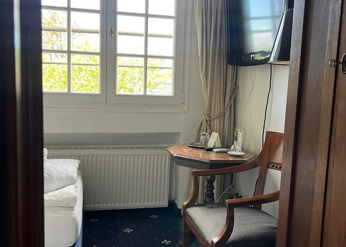 Boutique Windsor - The Charming