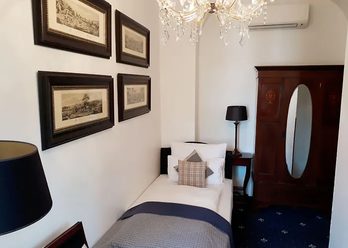 酒店 Boutique Windsor - The Charming 4*