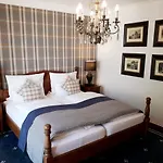 Boutique Windsor - The Charming 4*