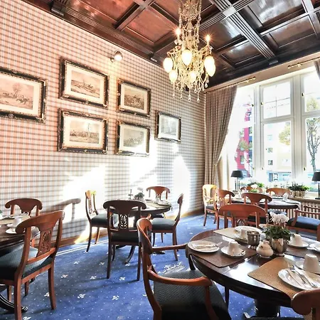 Windsor Hotel 4*