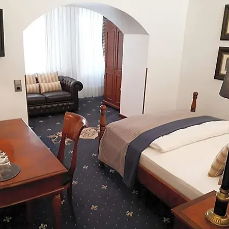 Boutique Windsor - The Charming