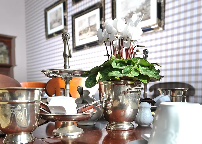 Boutique Windsor - The Charming