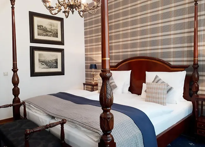 Boutique Windsor - The Charming